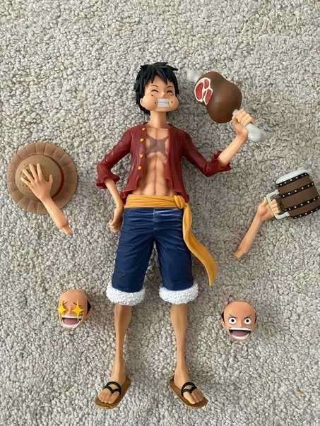 Figurine Luffy One piece 3 faces 3 mains