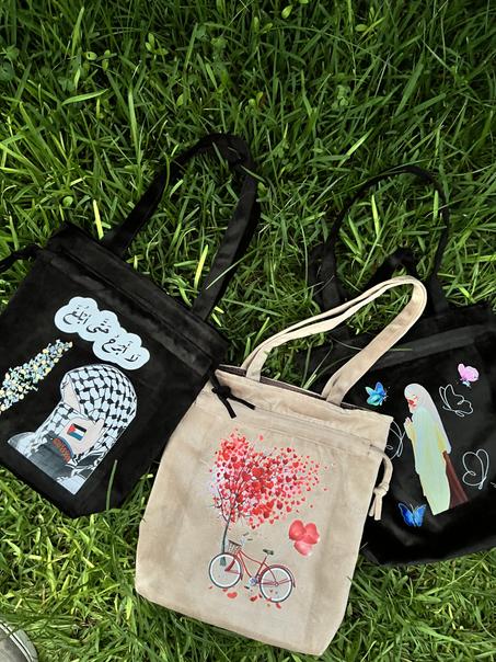 Tote Bags مخصصة | بيج و أسود