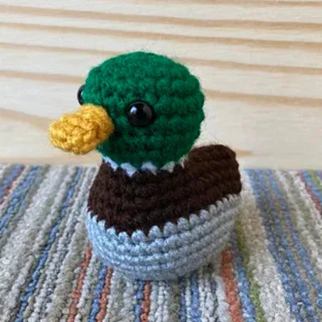 Canards Amigurumi Adorables au Crochet (Différents Styles) - Peluche Faite Main