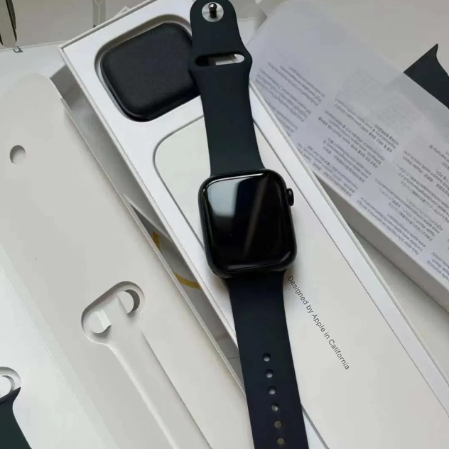 La SmartWatch série 9 + Earpuds avec fils Gratuite