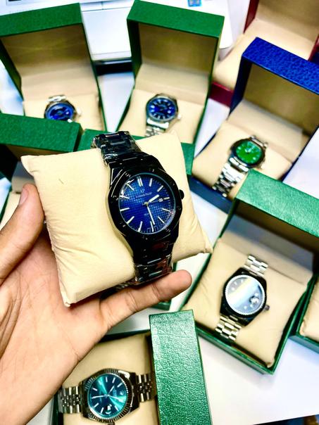 AP , full black tableau blue