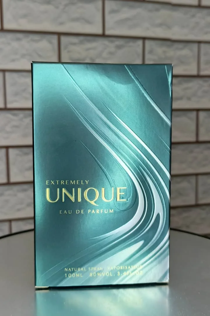 Extremely Unique Eau de Parfum de Fragrance World