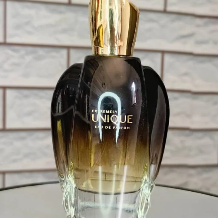 Extremely Unique Eau de Parfum de Fragrance World