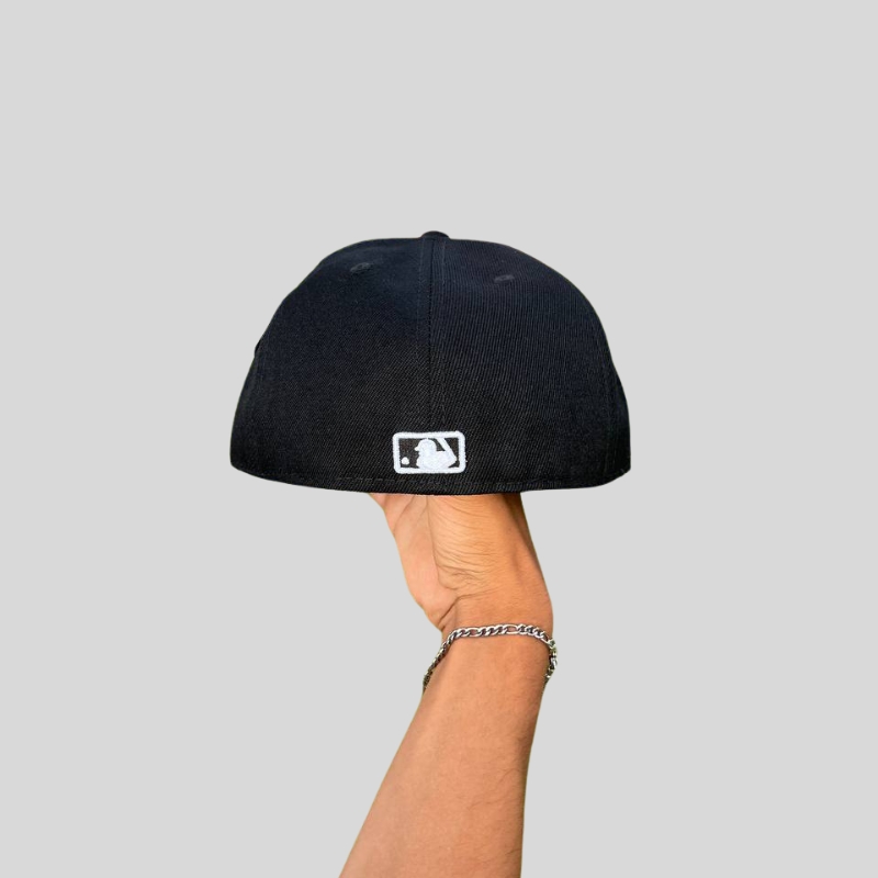 NEW ERA 59FIFTY MLB AUTHENTIC CHICAGO WHITE SOX TEAM FITTED CAP