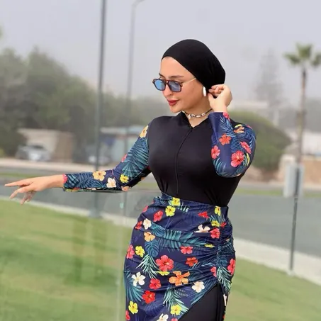 بوركيني السباحة للنساء