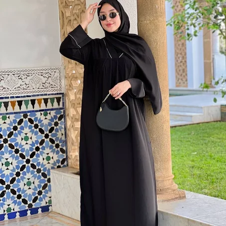 عباية فاخرة بألوان مميزة