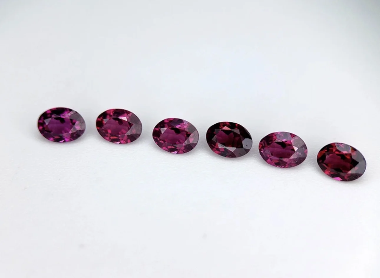 VVS, 1.32 Ct Natural Grape Garnet 6pcs Lot, best quality gemstone