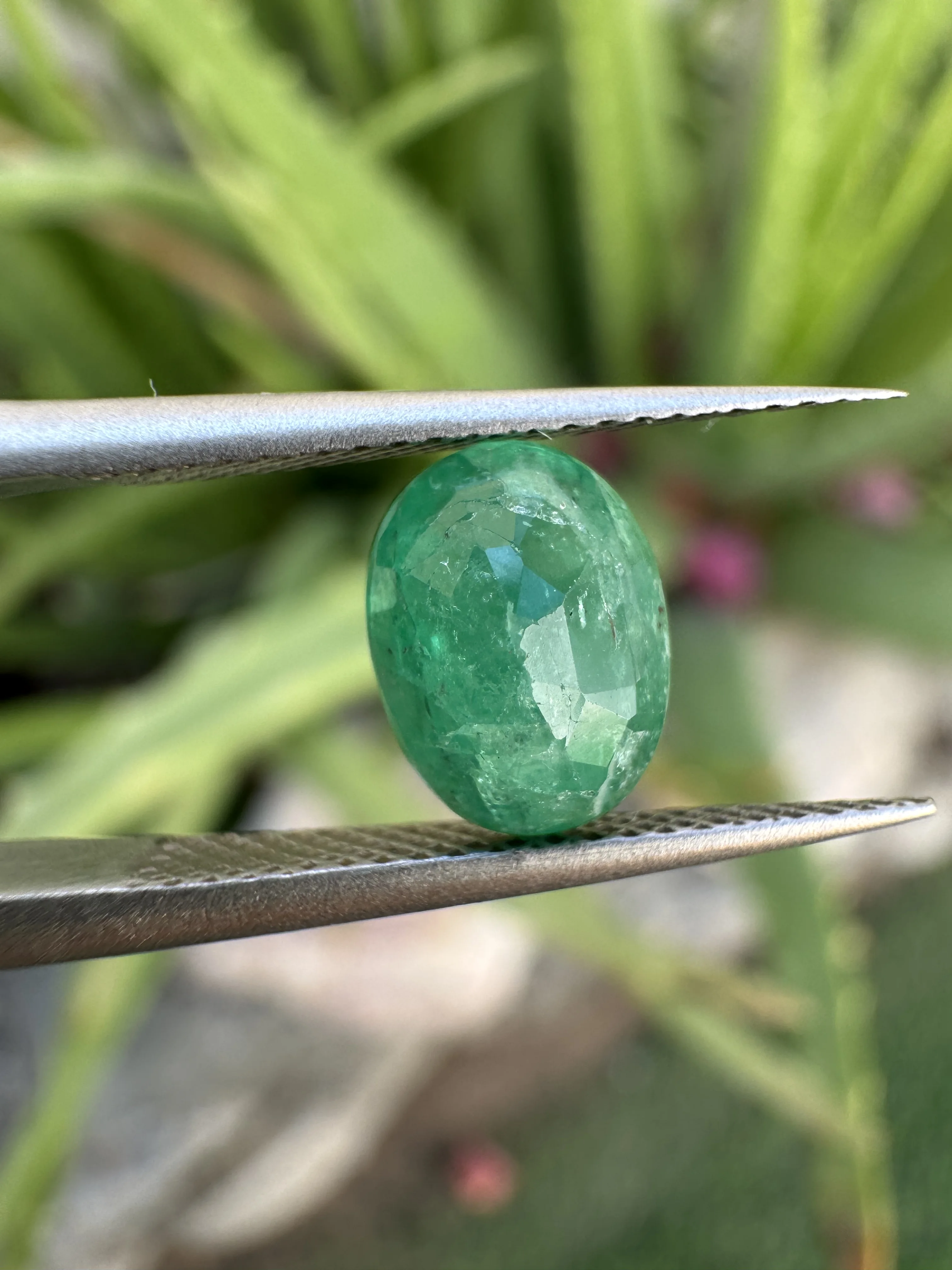 100% natural 1.15 Ct Emerald originates from Zambia - Cool Green Tone