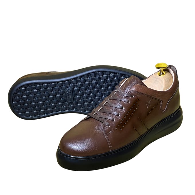 Chaussure médicale 100%100 cuir très bonne qualité