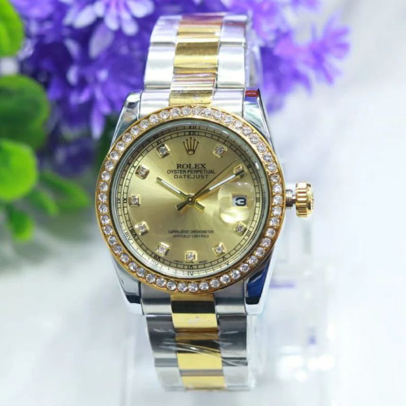 ساعة نسائية رائعة