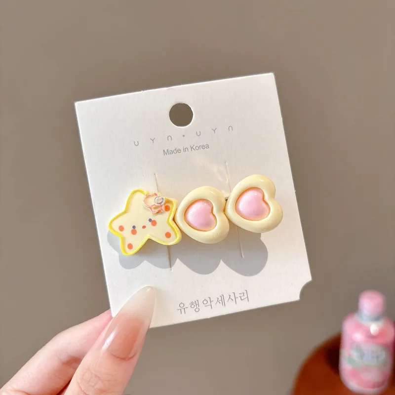 ✨💛​🩷Adorable pince à ornement jaune "Etoile" et 2 cœurs jaune rose ✨💛​🩷