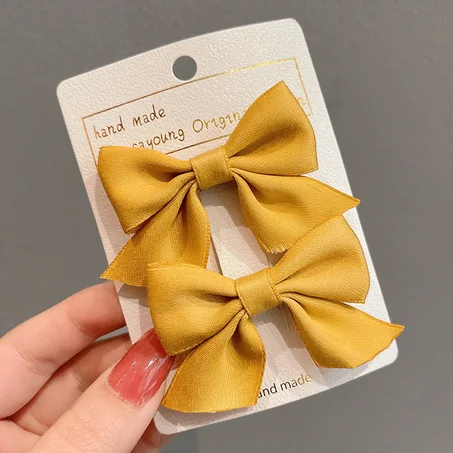✨Set de 2 Pinces à cheveux nœud papillon jaune moutarde✨