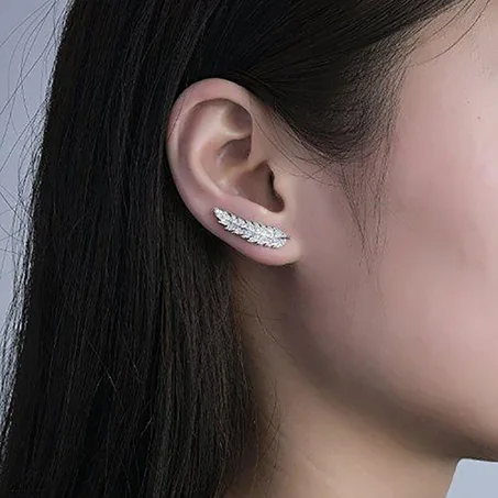 Delicate Feather Wings Ear Cuff Climbing Earrings for Women Ladies Silver Color Crystal Women's Earing Fashion Jewelry KAE060