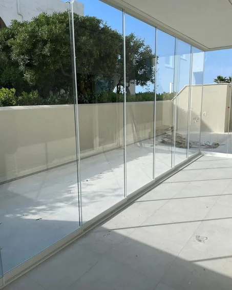 Terras exterieur et intérieur avec design très agréable avec led