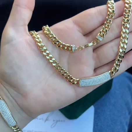 انسومبل سلسلة وكورميط موناكو