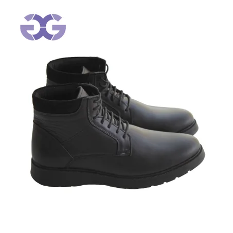 حذاء طبي عصري مصنوع من الجلد