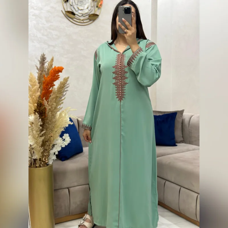 جلابة عصرية مريحة وانيقة