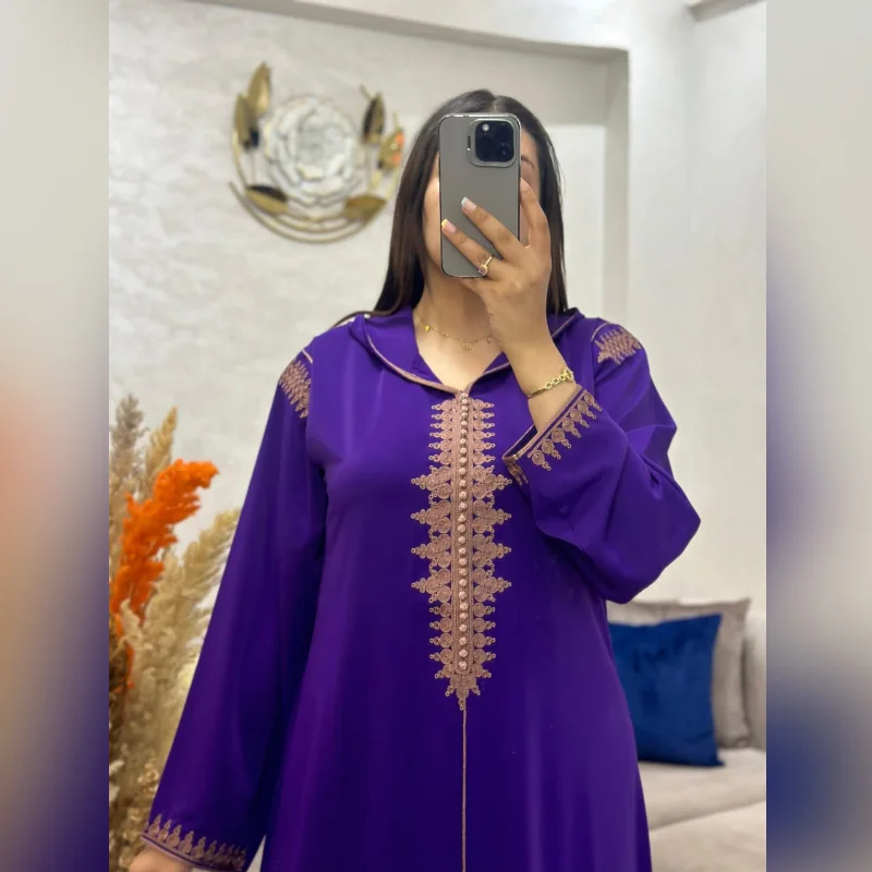 جلابة عصرية مريحة وانيقة