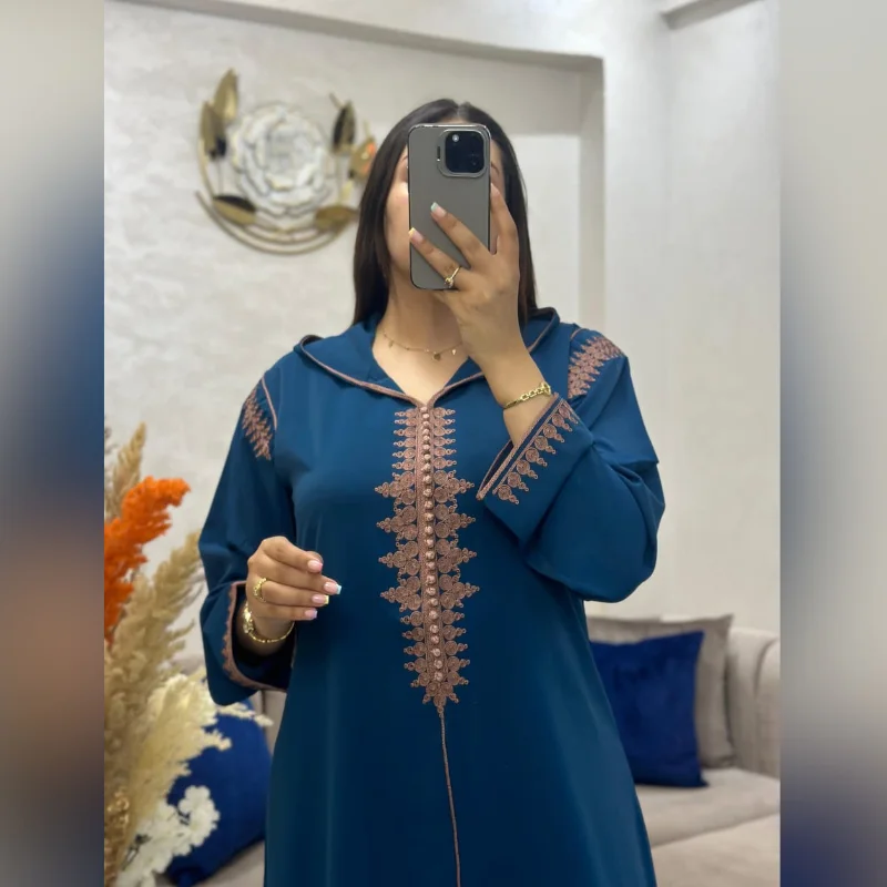 جلابة عصرية مريحة وانيقة