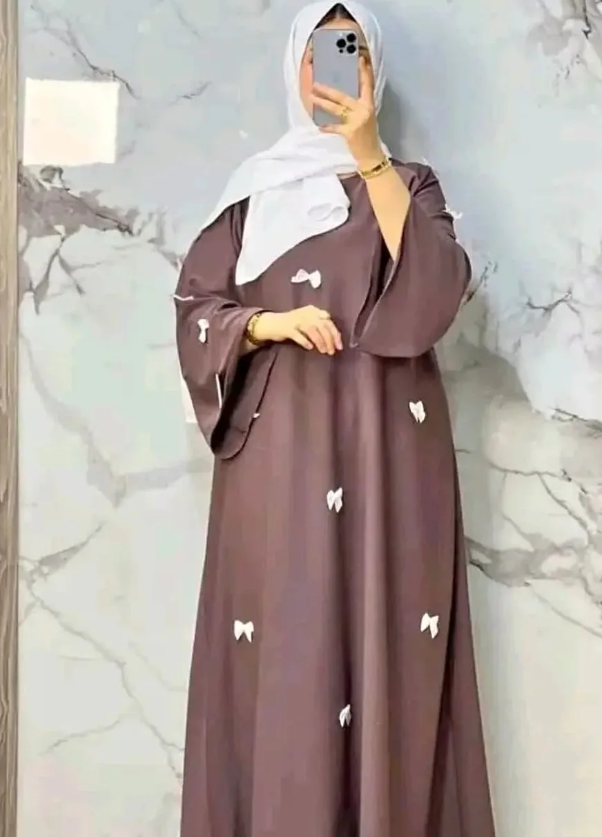 عباية الفراشة