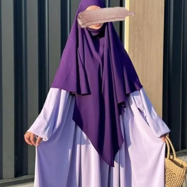 بنفسجي شال غامق
