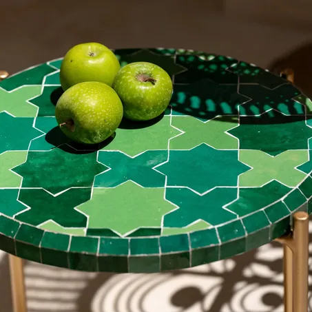 Decoration and small furniture