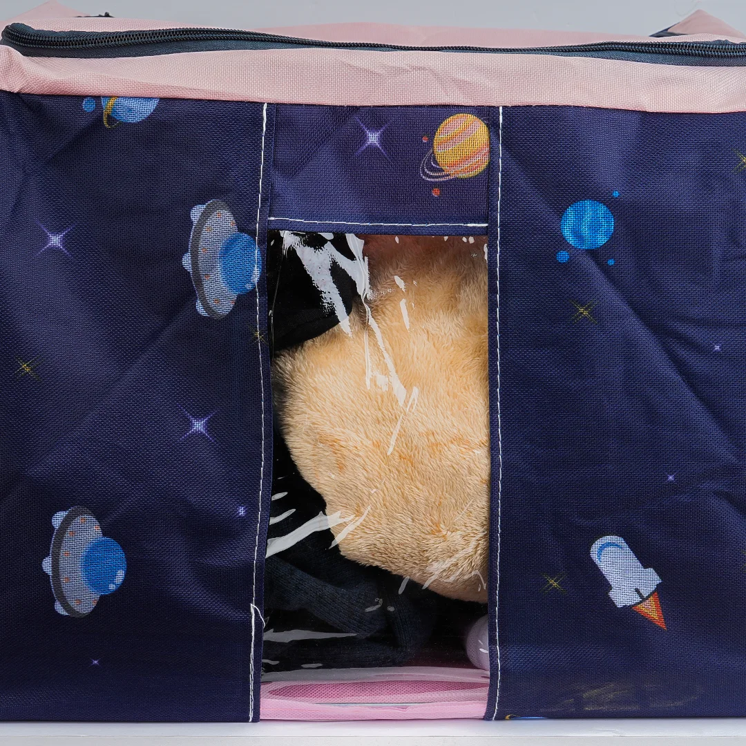 حقيبة تخزين عملية توفر مساحة وتحمي ملابسك من الغبار