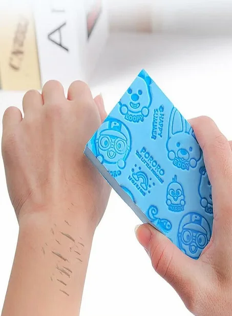 إسفنجة الاستحمام للتقشير