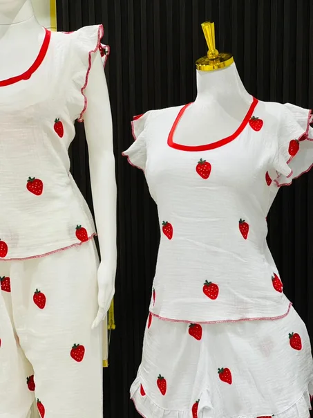 Pyjama Strawberry