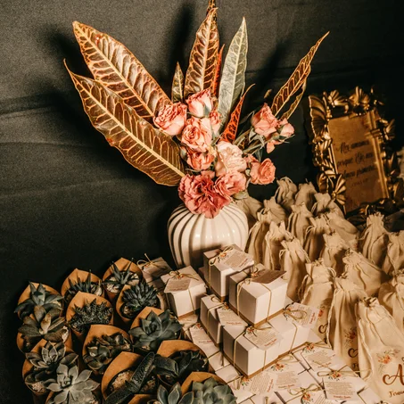 هدايا للعائلة الخليجية