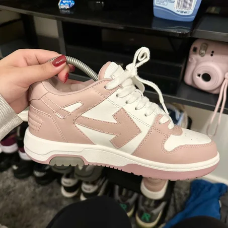Sneakers Out Of Office – Blanc et Rose Pastel