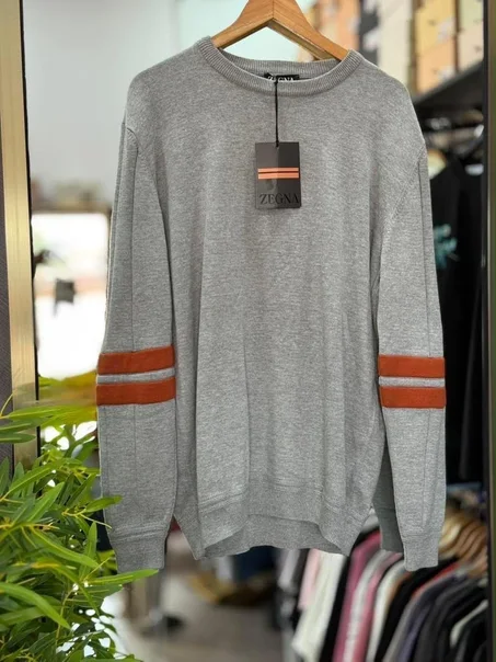 Pull leger Gris