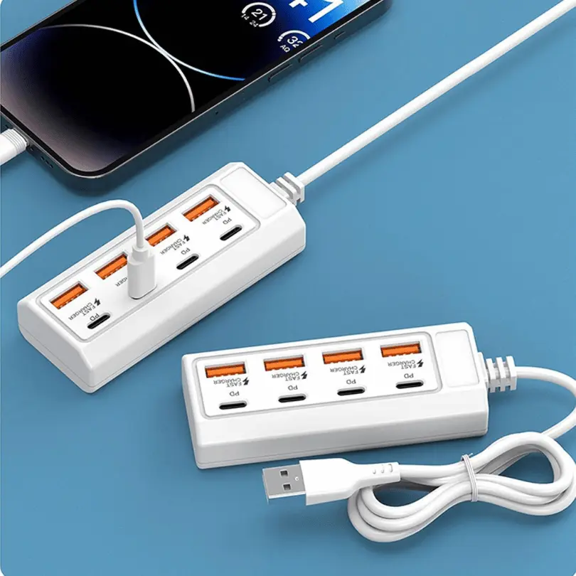 موزع شحن ٨ منافذ (4 × USB + 4 × Type-C) لشحن الأجهزة المتعددة بكفاءة