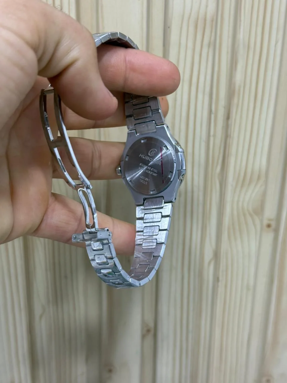 Montre Automatique HuboLer pour Femme – Éclat Argenté & Design Squelette Pur