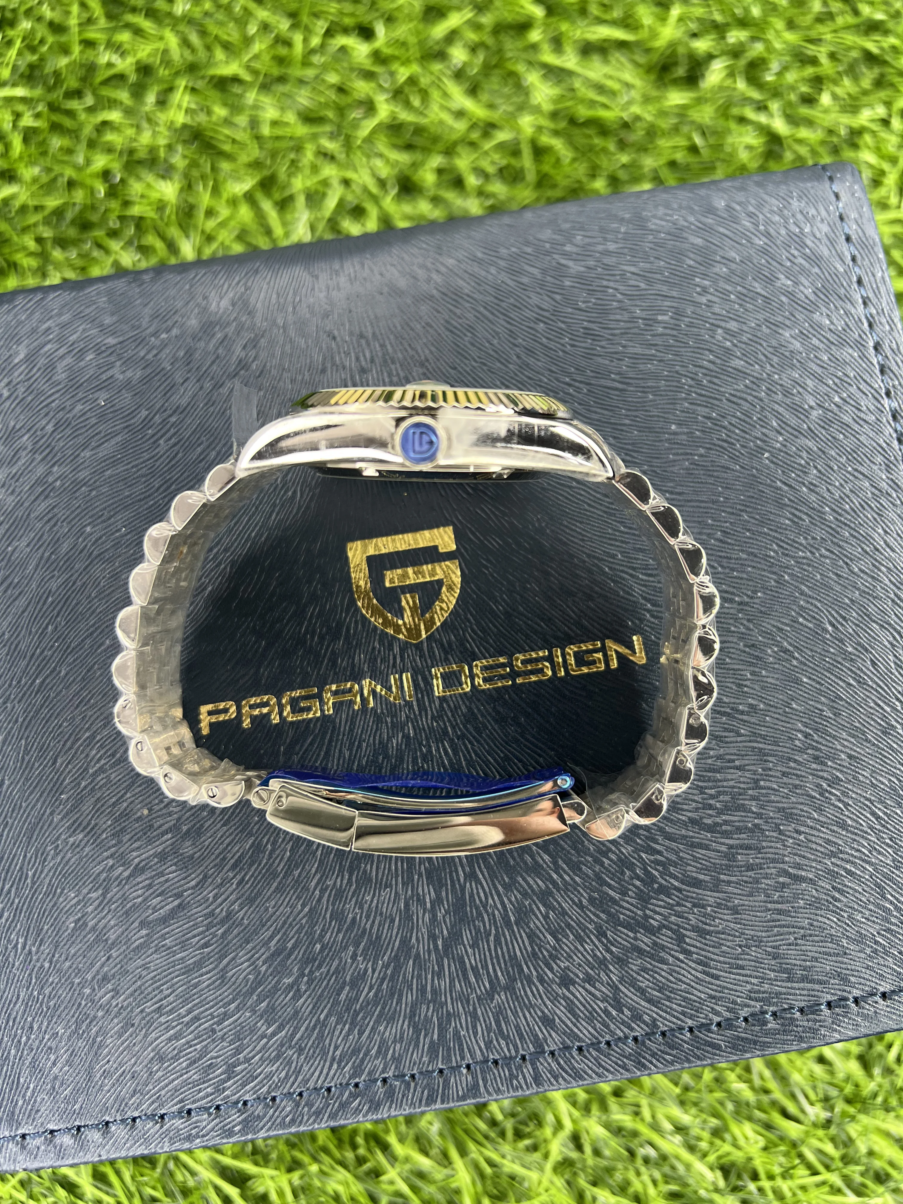 Pagani Design PD1645 Montre automatique pour homme 42 mm Mouvement automatique Japon NH35 A Étanche jusqu'à 100 m Acier inoxydable Miroir saphir Montre de sport d'affaires