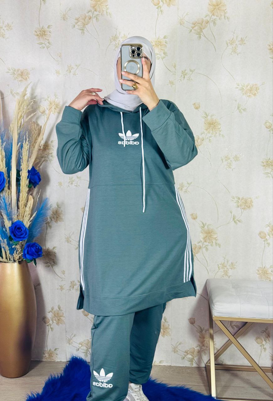 كيطمة طويلة  بالسروال  Adidass  ثوب :  مونطوني