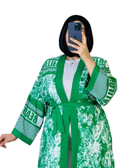 كيمونو عصري أو 