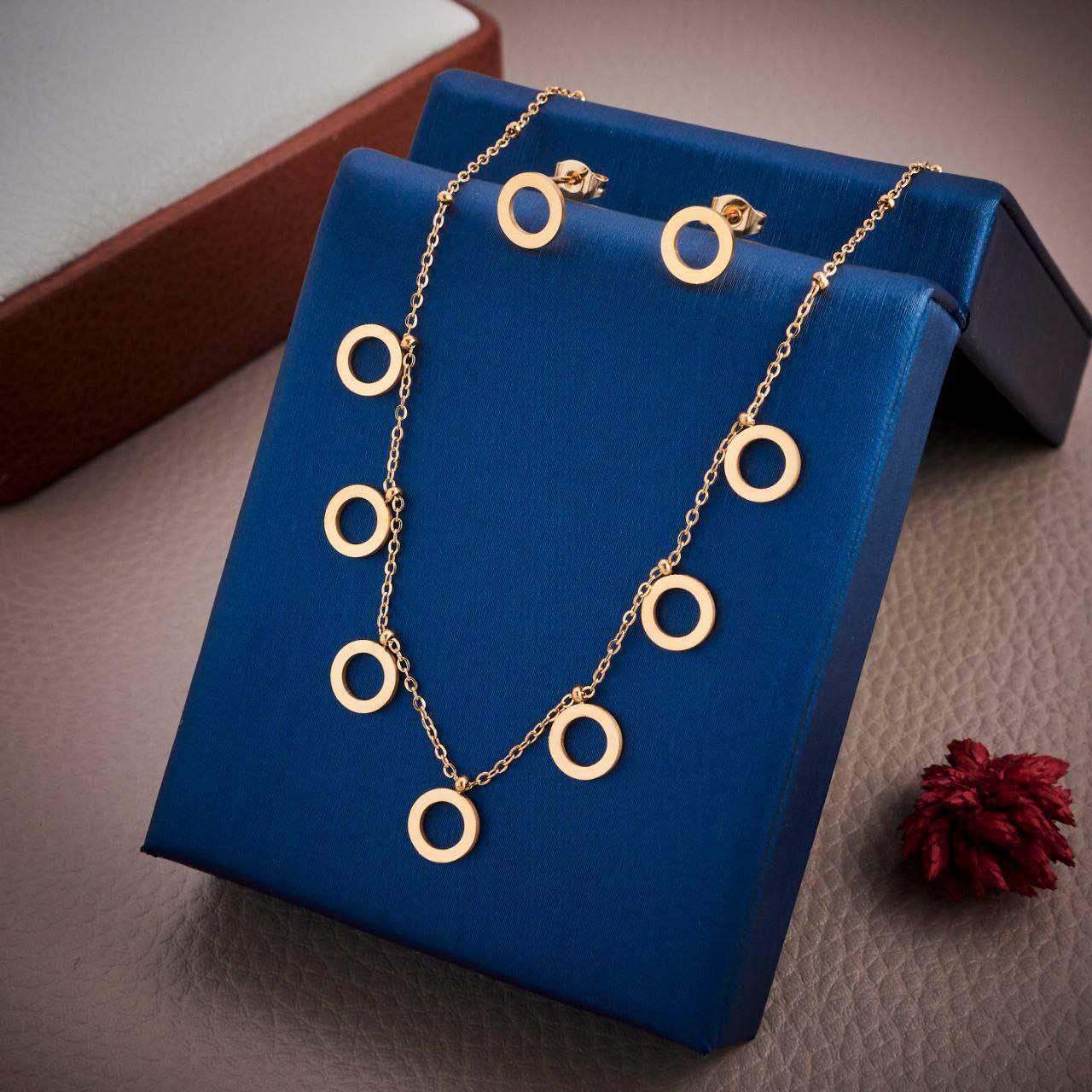 سلسلة بلاكيور