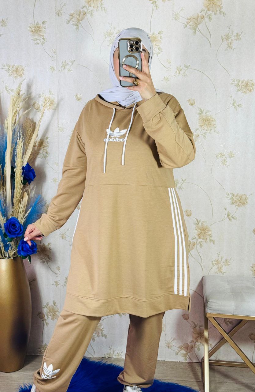 كيطمة طويلة  بالسروال  Adidass  ثوب :  مونطوني