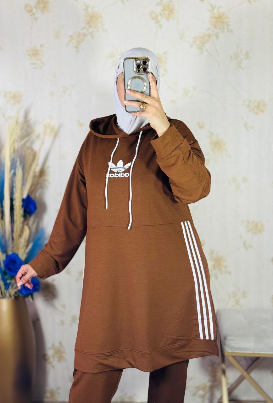 كيطمة طويلة  بالسروال  Adidass  ثوب :  مونطوني