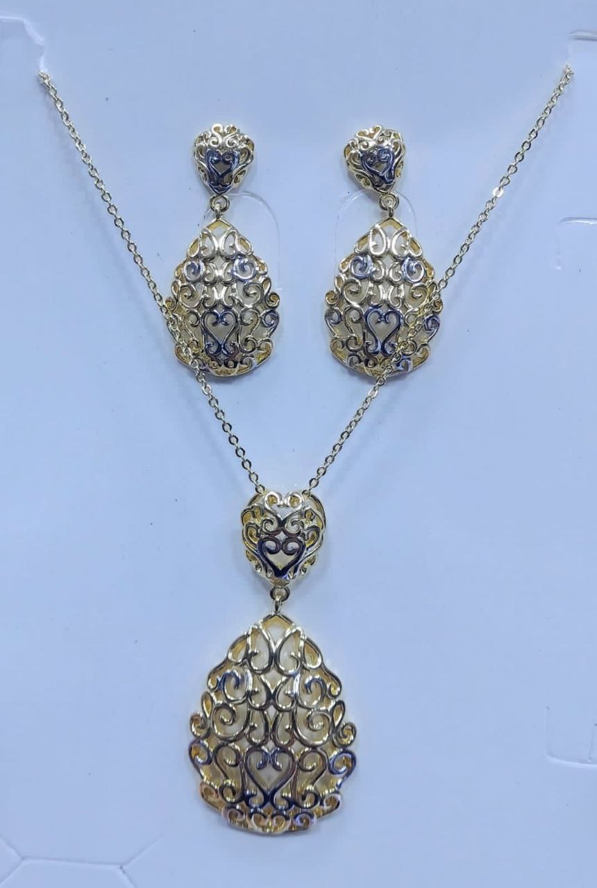 طقم نسائي رااقي