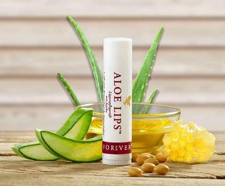 💋 مرطب الشفاه الطبيعي - Forever Aloe Lips مع الجوجوبا 💋