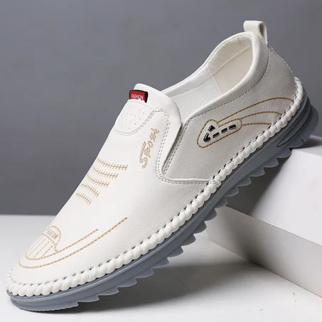 Calçado de conforto máximo – Elegância moderna para uso diário