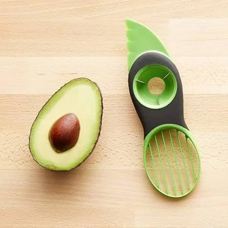 قطّاعة الأفوكادو OXO Good Grips متعددة الاستخدامات 3 في 1