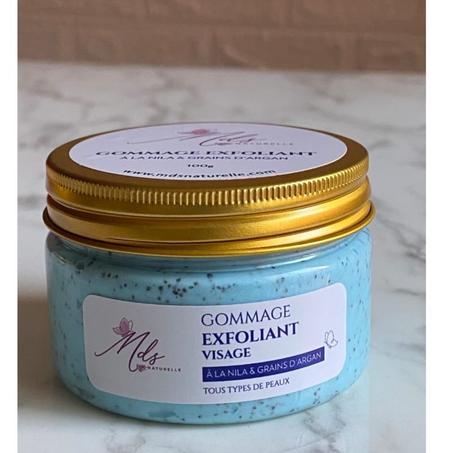 مقشر بالنيلة الصحراوية و حبيبات الأركان