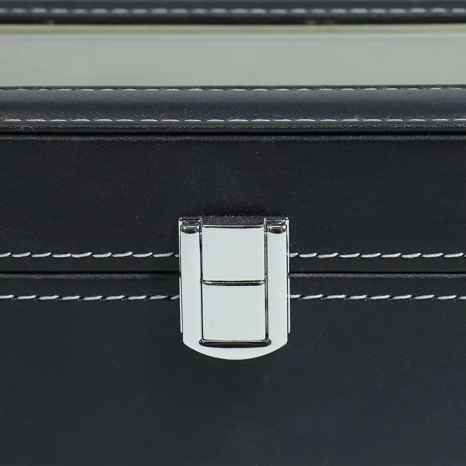 علبة تنظيم ساعات جلدية – 6 حصص