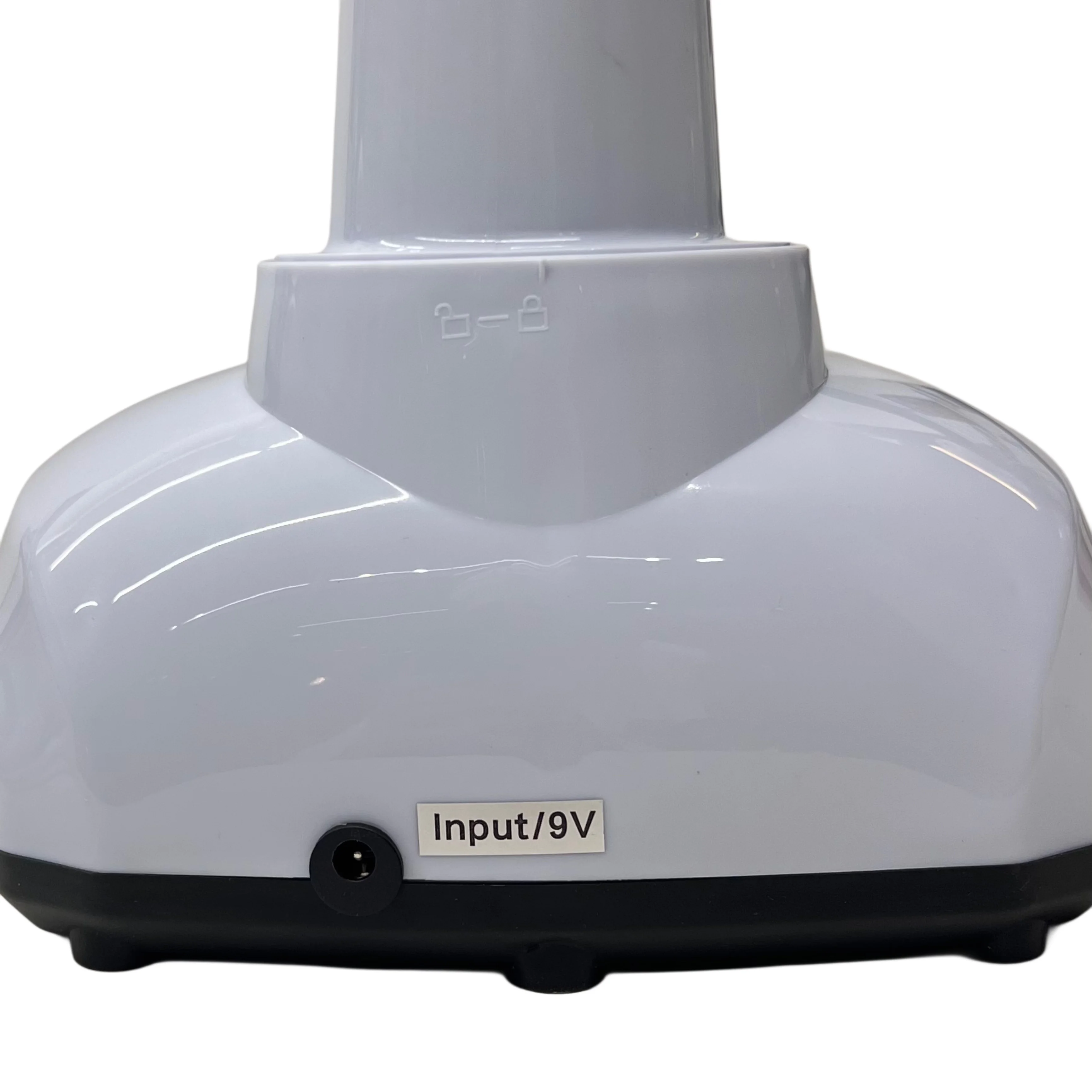 مروحة قابلة للشحن مع بطارية داخلية – 3 سرعات، منفذي USB، إضاءة منفصلة