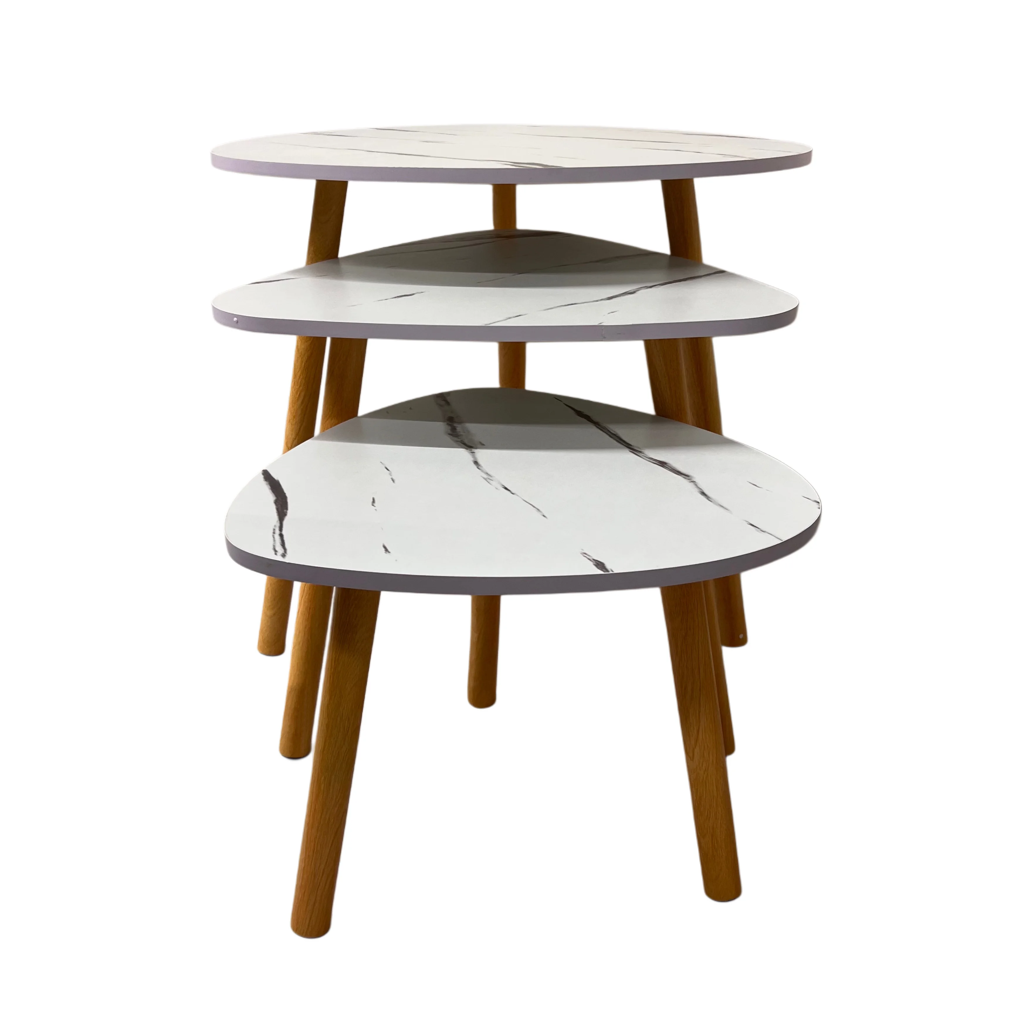 طقم طاولات رخامي متداخل 3 قطع – أرجل خشبية، تصميم عصري، أبيض مع عروق سوداء