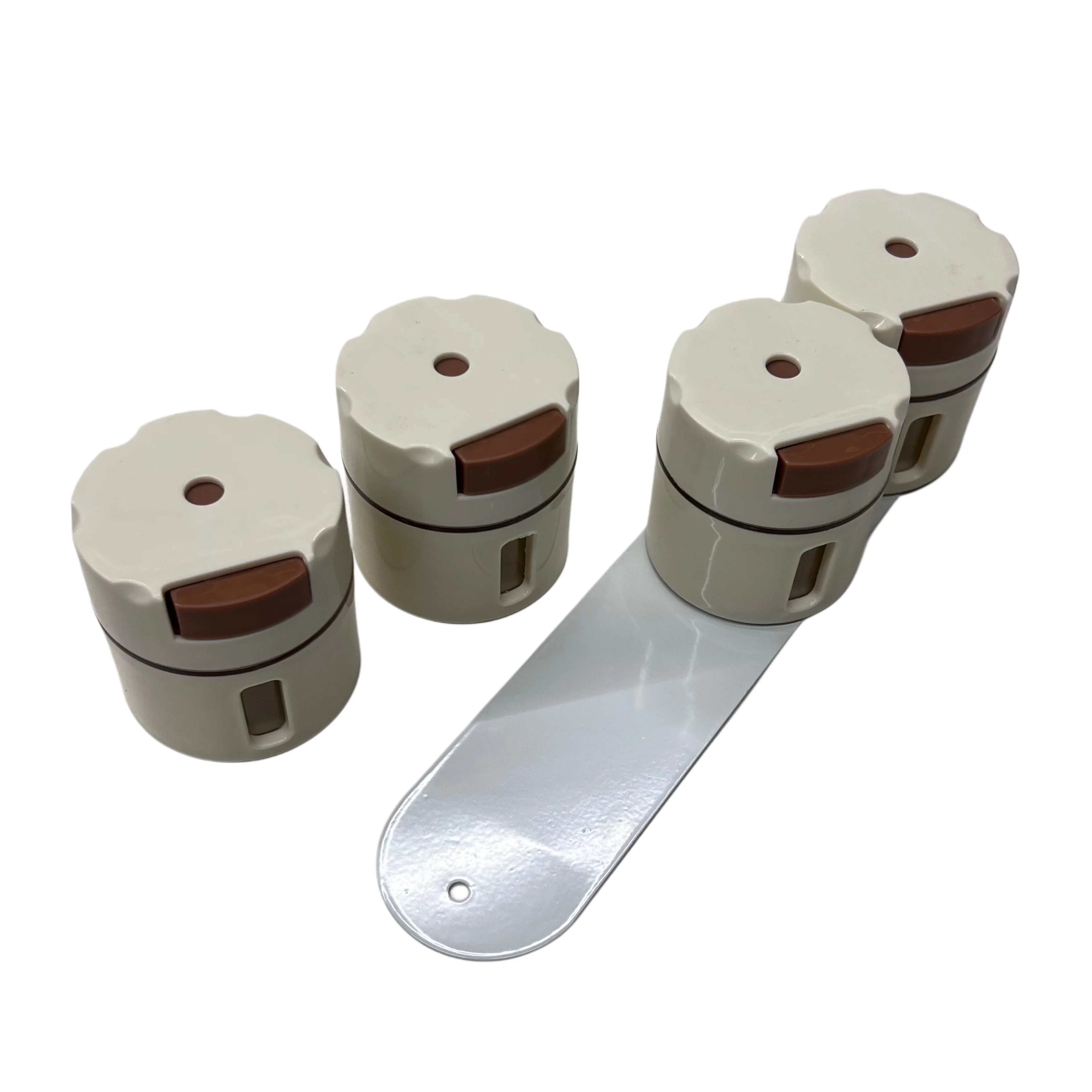 طقم علب توابل مغناطيسية جدارية – شفاف، نظام ضغط علوي 0.5 جرام، تركيب بدون حفر