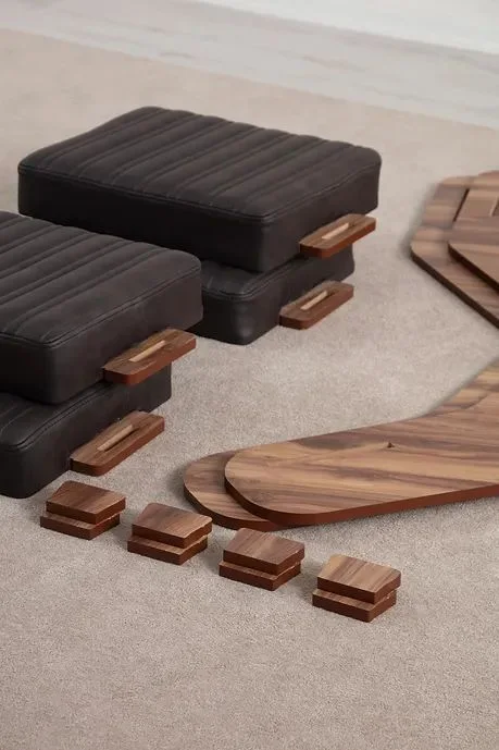 كرسي السلطانة شيرين للاسترخاء اللون الأسود